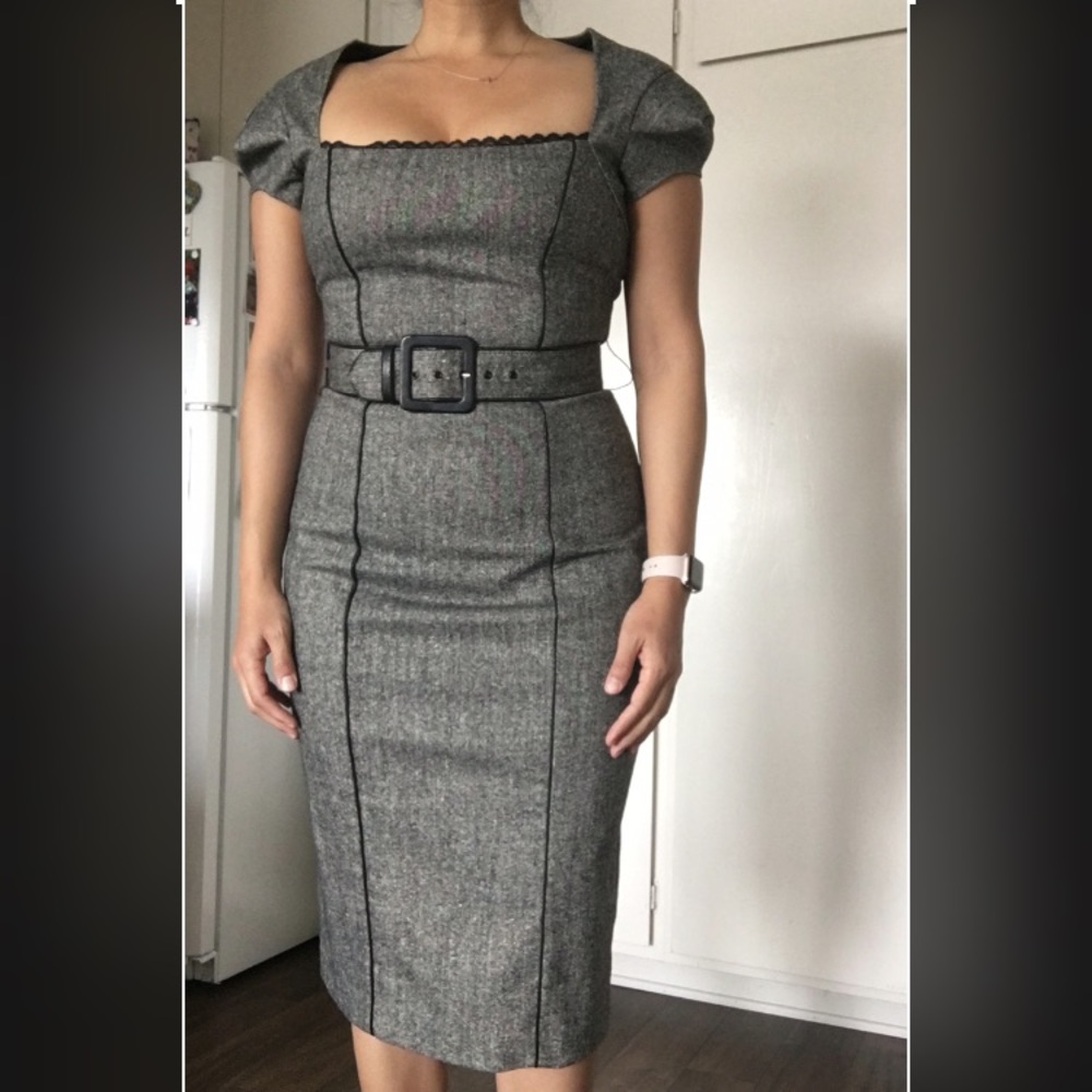 bebe medium gray sheath dress